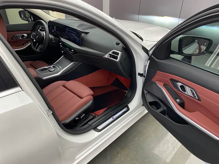 Фото 9 - BMW 3 Series