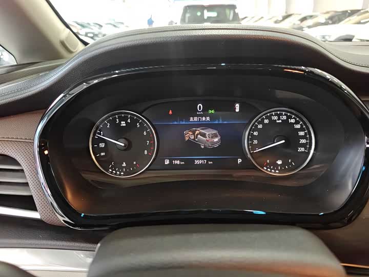 Фото 7 - Buick GL8 ES