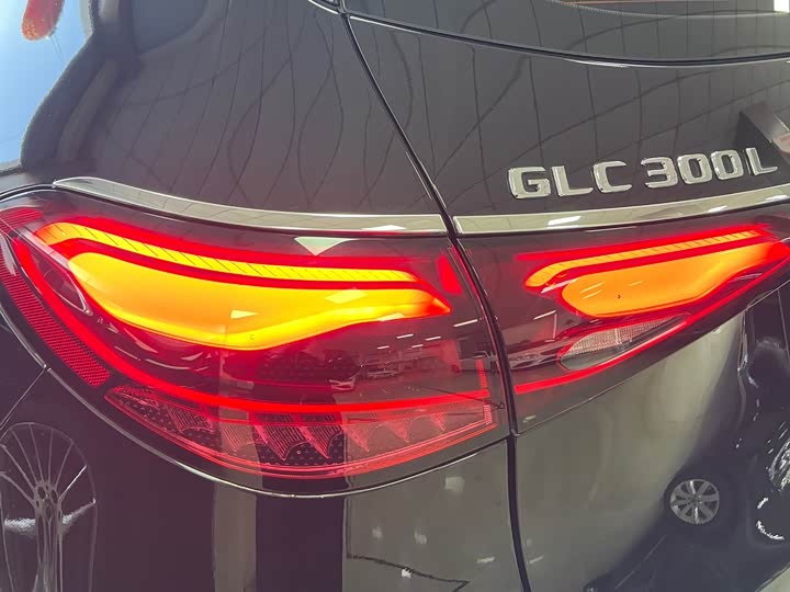 Фото 12 - Mercedes-Benz GLC-Class