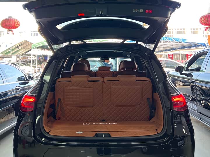 Фото 13 - Mercedes-Benz GLC-Class