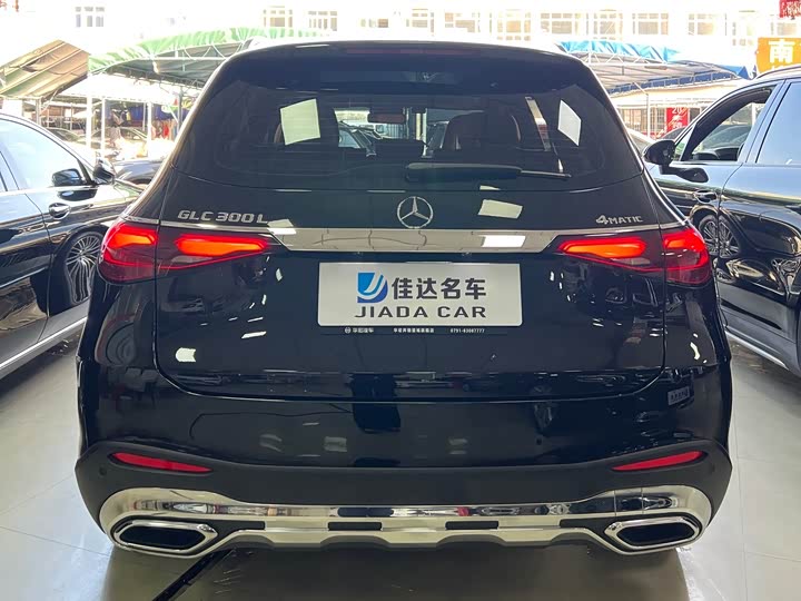 Фото 16 - Mercedes-Benz GLC-Class