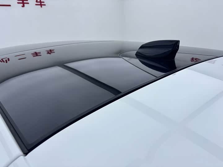 Фото 11 - Land Rover Range Rover Evoque L