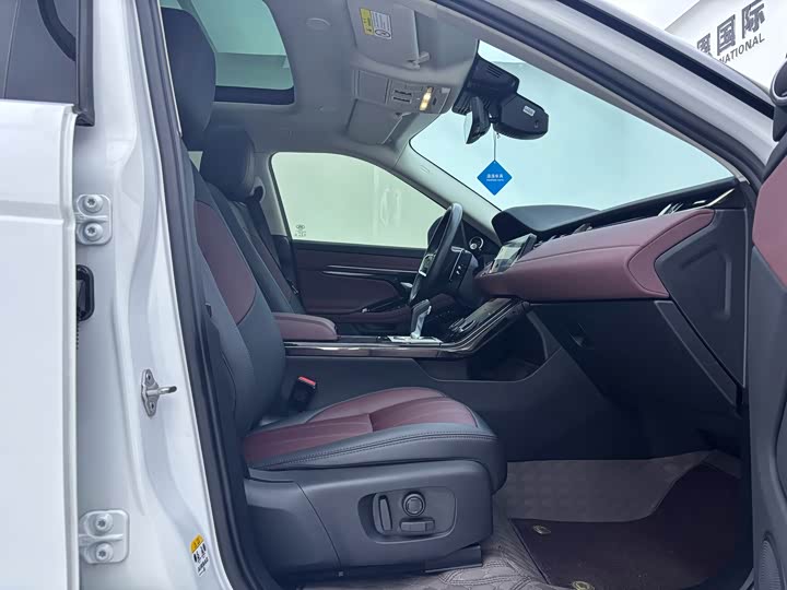 Фото 14 - Land Rover Range Rover Evoque L