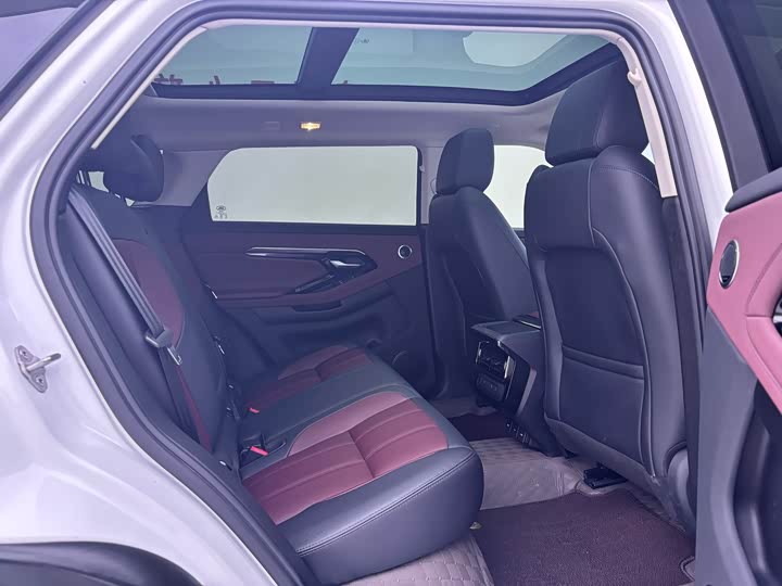 Фото 15 - Land Rover Range Rover Evoque L