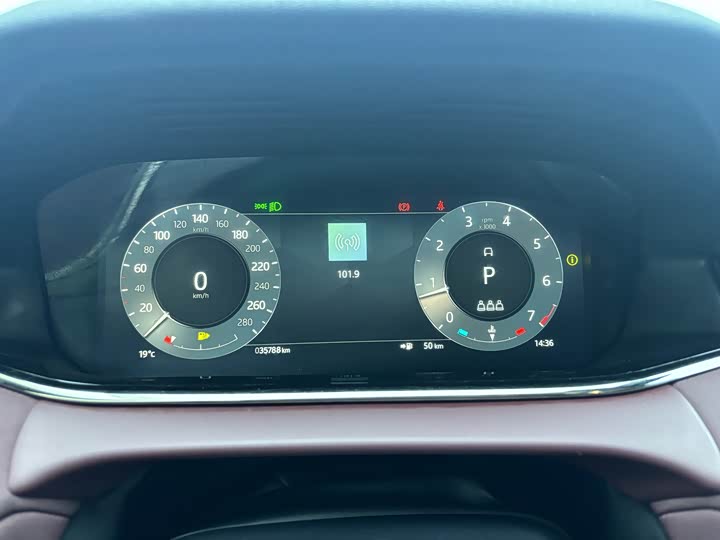 Фото 24 - Land Rover Range Rover Evoque L