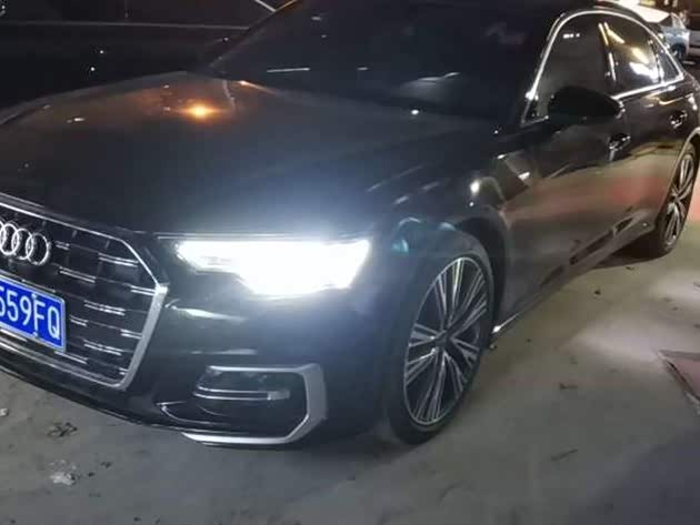 Фото 2 - Audi A6L