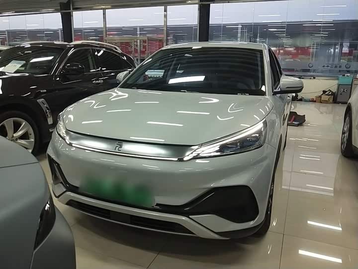 Фото 3 - BYD Yuan Plus