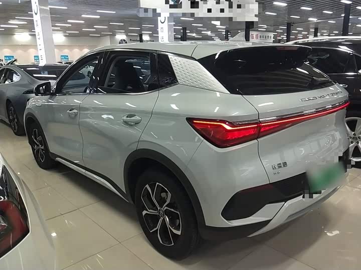 Фото 5 - BYD Yuan Plus