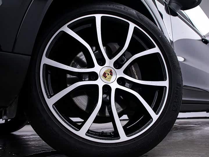 Фото 16 - Porsche Cayenne