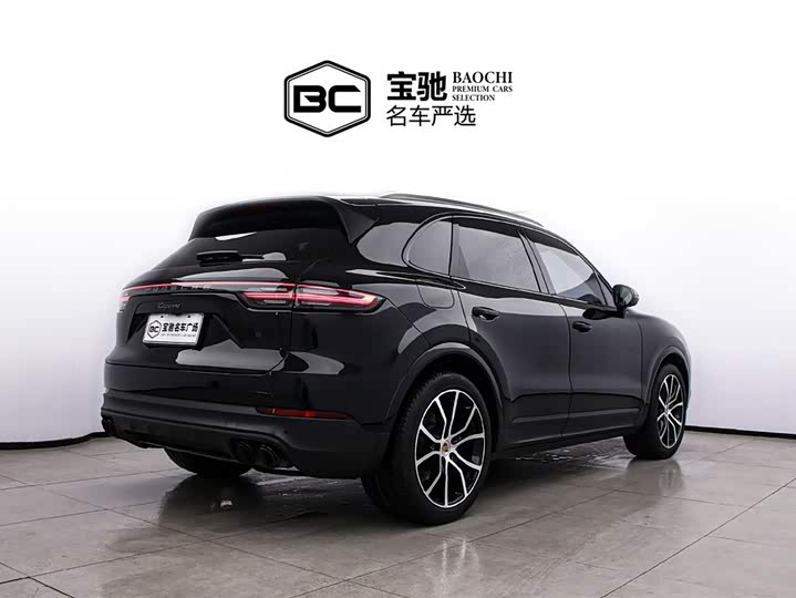 Фото 3 - Porsche Cayenne