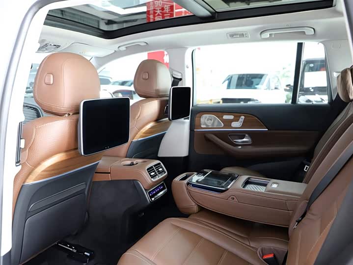 Фото 9 - Mercedes-Benz GLS-Class