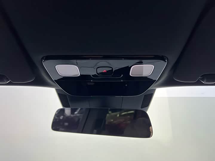 Фото 27 - LiXiang L9