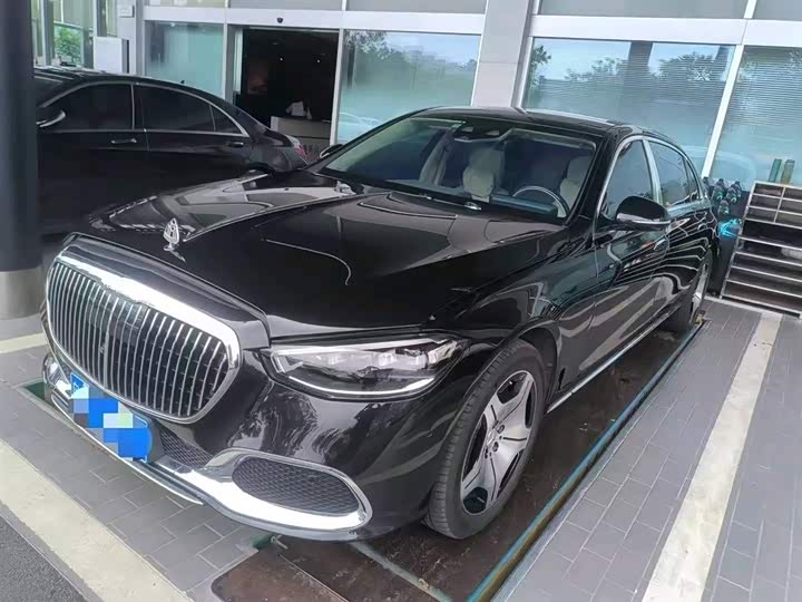 Фото 1 - Mercedes-Benz Maybach S-Class