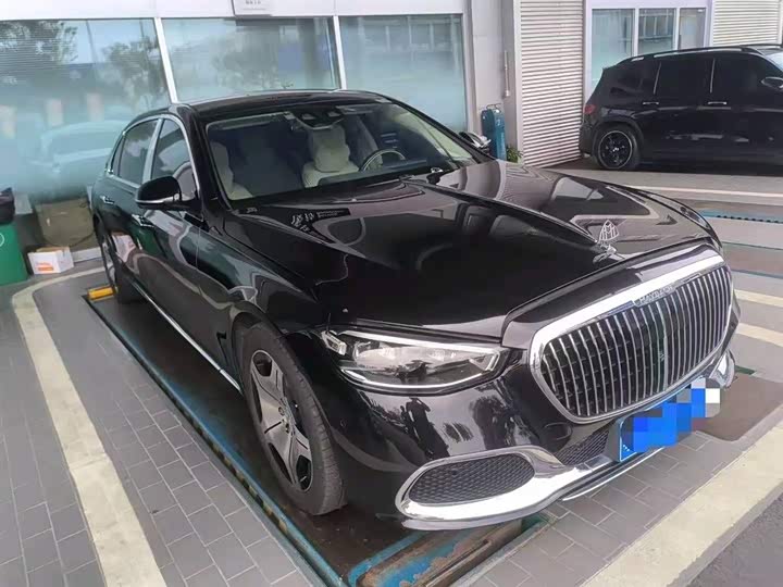 Фото 3 - Mercedes-Benz Maybach S-Class
