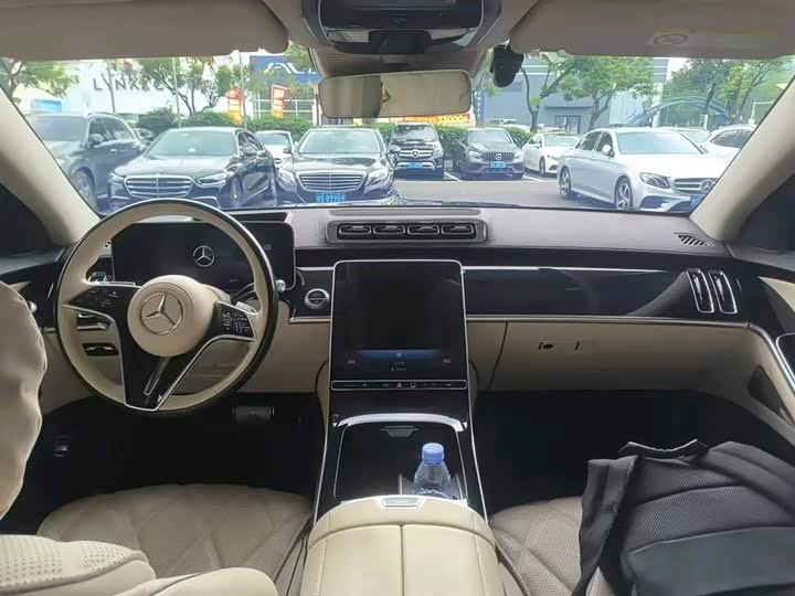 Фото 4 - Mercedes-Benz Maybach S-Class