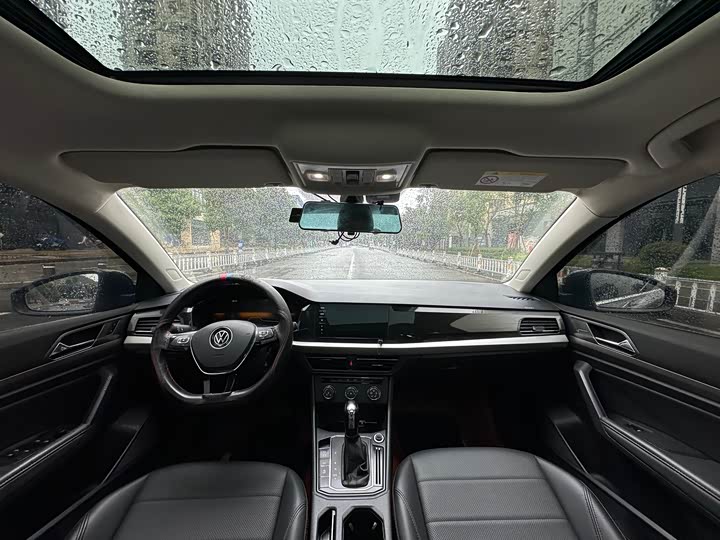 Фото 11 - Volkswagen Lavida