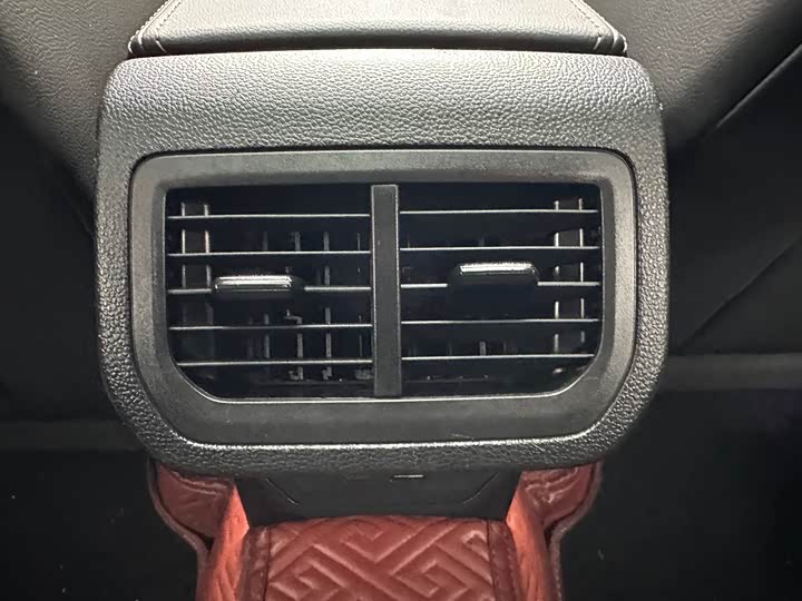 Фото 14 - Volkswagen Lavida