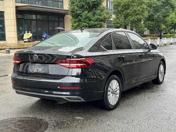 Фото 5 - Volkswagen Lavida