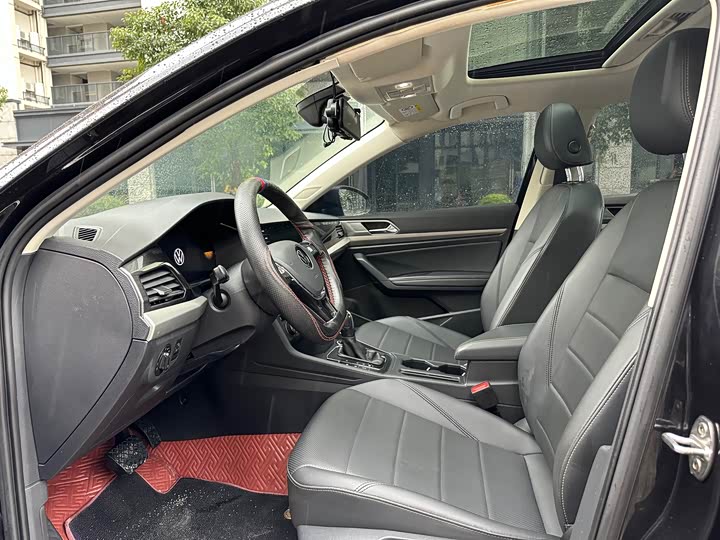 Фото 7 - Volkswagen Lavida