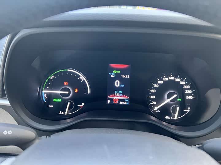 Фото 11 - Toyota Sienna