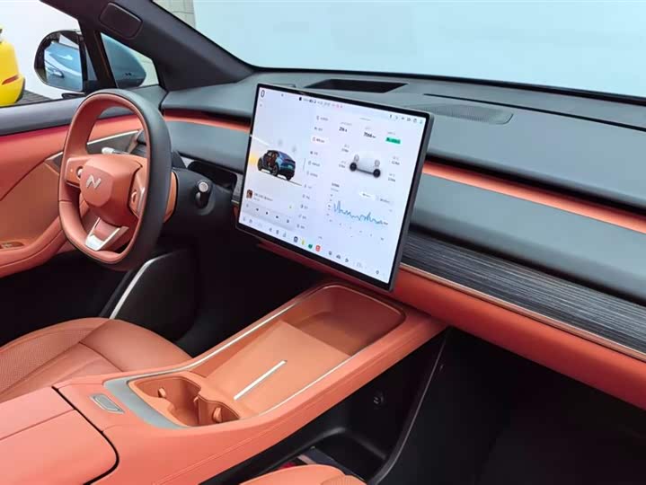 Фото 11 - Nio Onvo L60