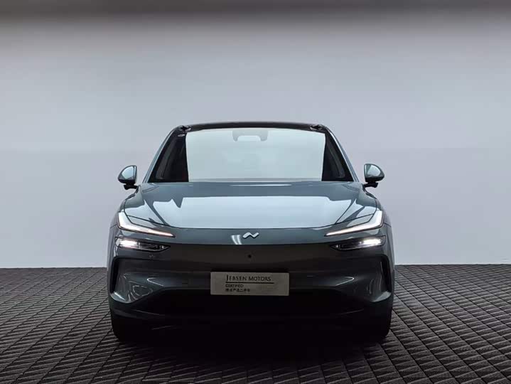 Фото 2 - Nio Onvo L60