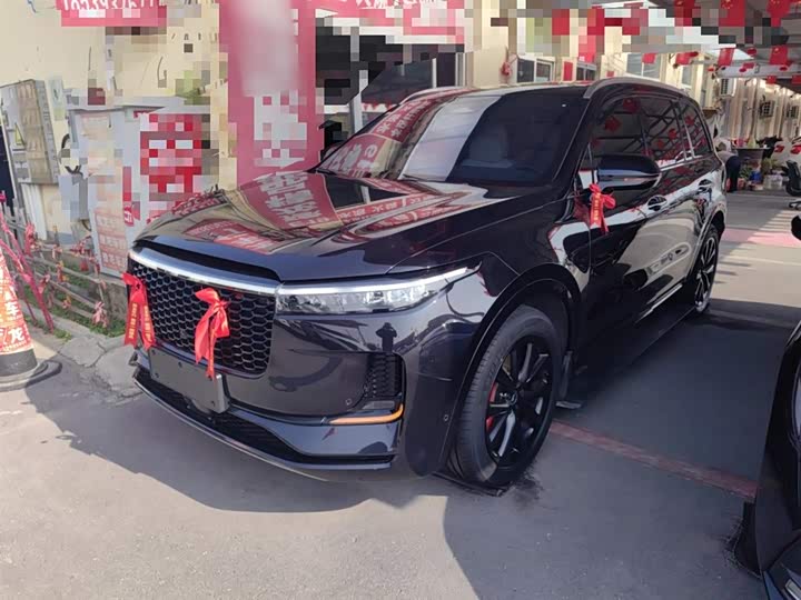 Фото 1 - LiXiang One