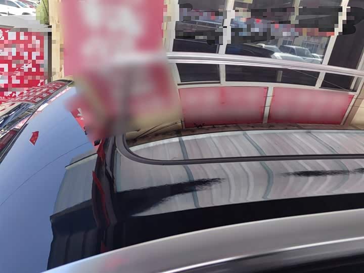 Фото 27 - LiXiang One