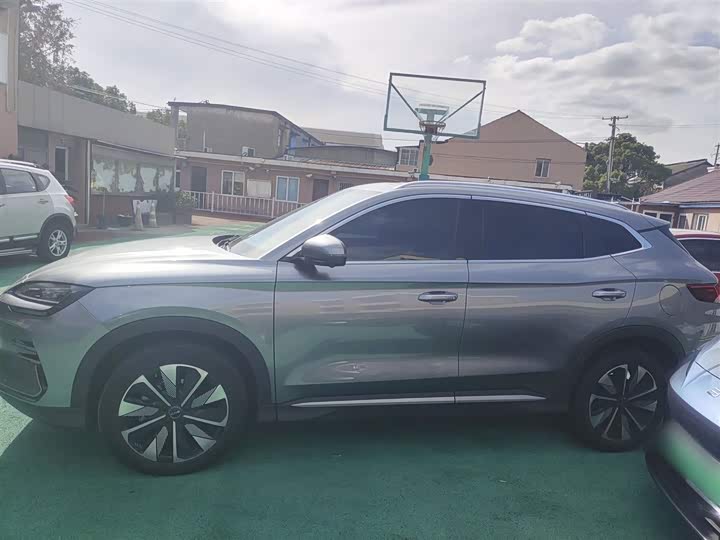 Фото 22 - BYD Song Plus Hybrid/EV