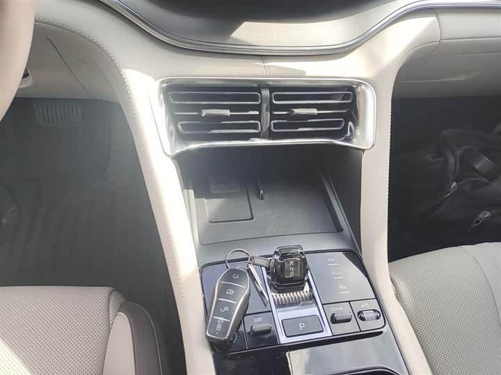 Фото 7 - BYD Song Plus Hybrid/EV