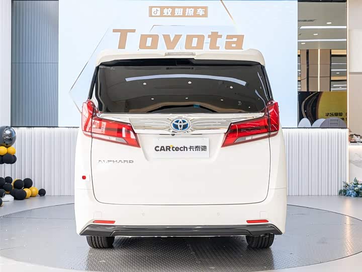 Фото 15 - Toyota Alphard