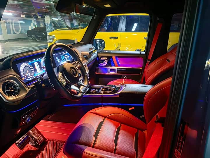 Фото 8 - Mercedes-Benz G-Class AMG