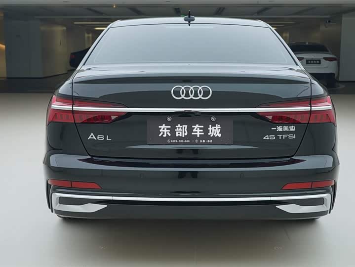 Фото 4 - Audi A6L