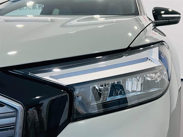 Фото 12 - Audi Q4 e-tron