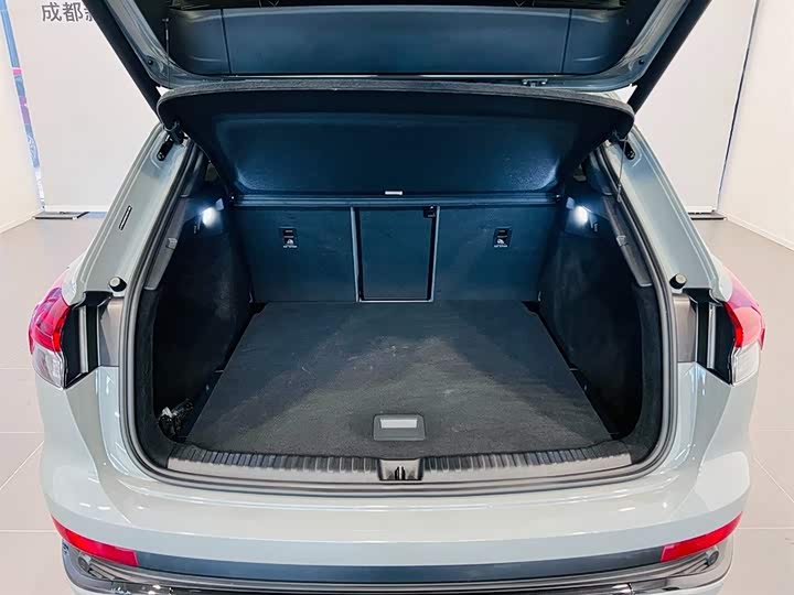 Фото 6 - Audi Q4 e-tron