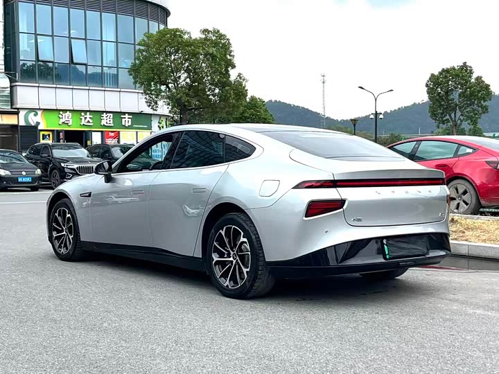 Фото 5 - XPeng P7