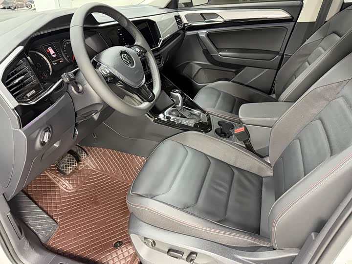 Фото 10 - Volkswagen Tayron