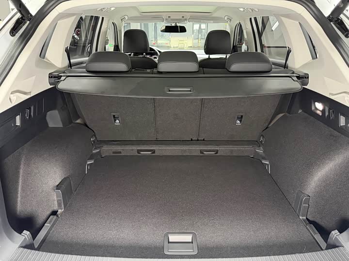 Фото 24 - Volkswagen Tayron