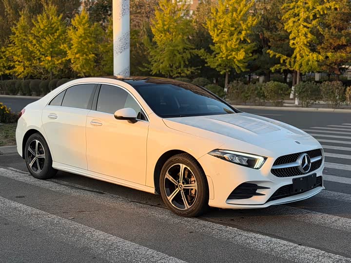 Фото 1 - Mercedes-Benz A-Class