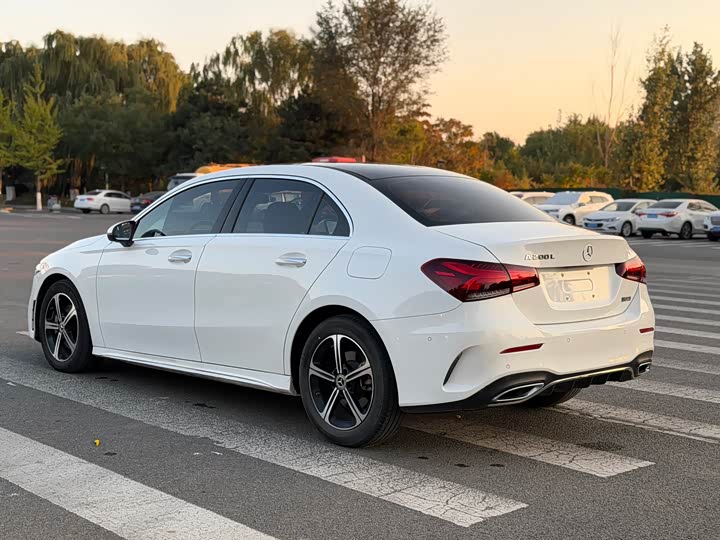 Фото 11 - Mercedes-Benz A-Class