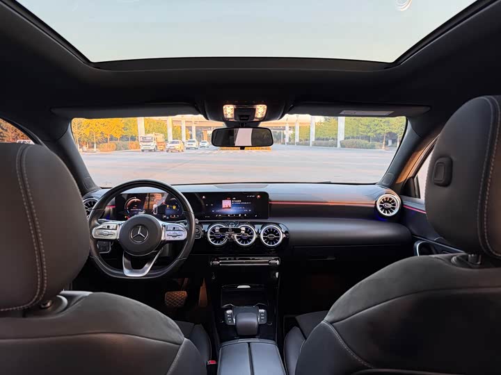 Фото 5 - Mercedes-Benz A-Class