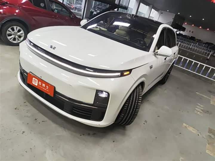 Фото 1 - LiXiang L7