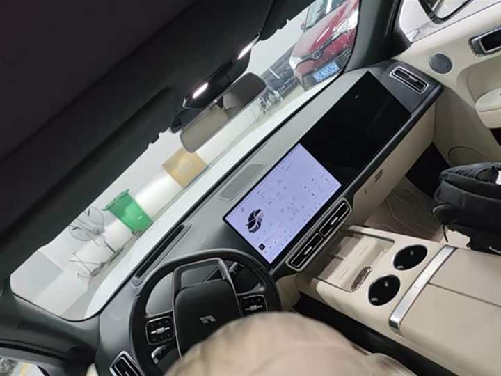 Фото 7 - LiXiang L7