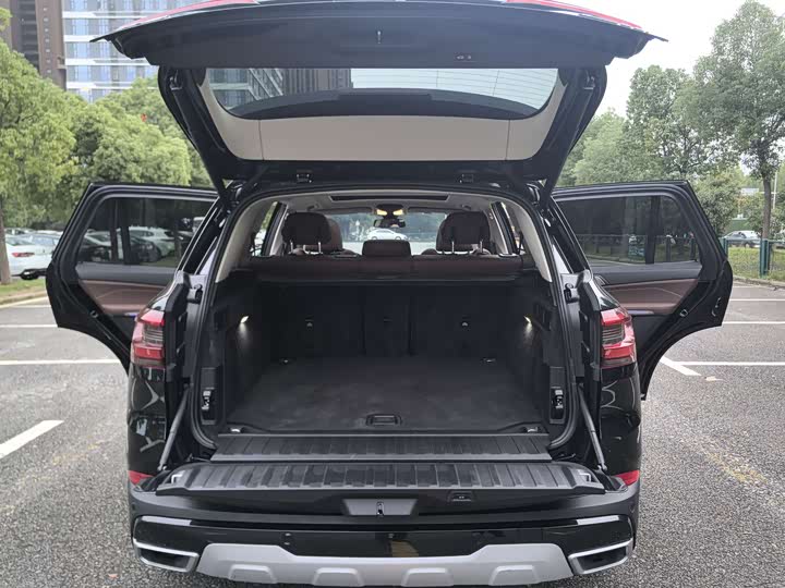 Фото 19 - BMW X5