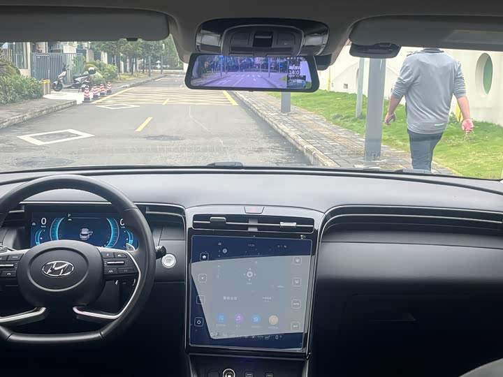 Фото 21 - Hyundai Tucson L