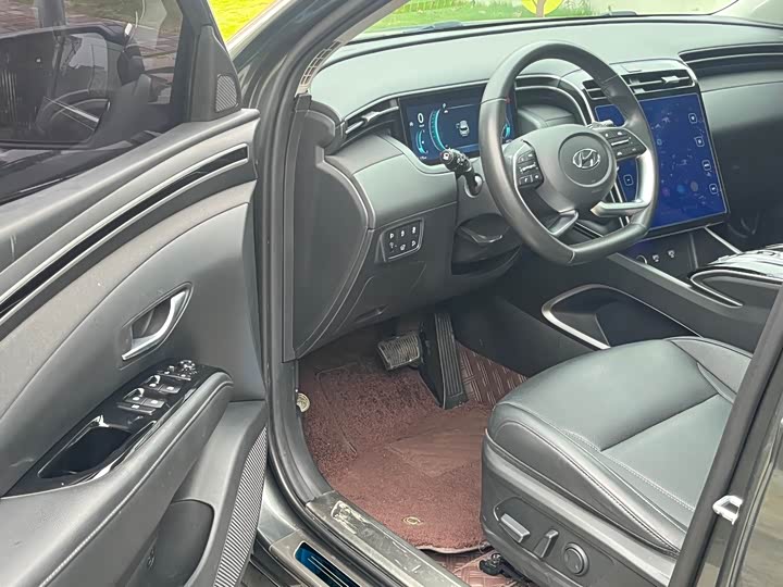 Фото 25 - Hyundai Tucson L