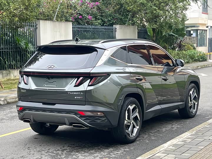 Фото 8 - Hyundai Tucson L