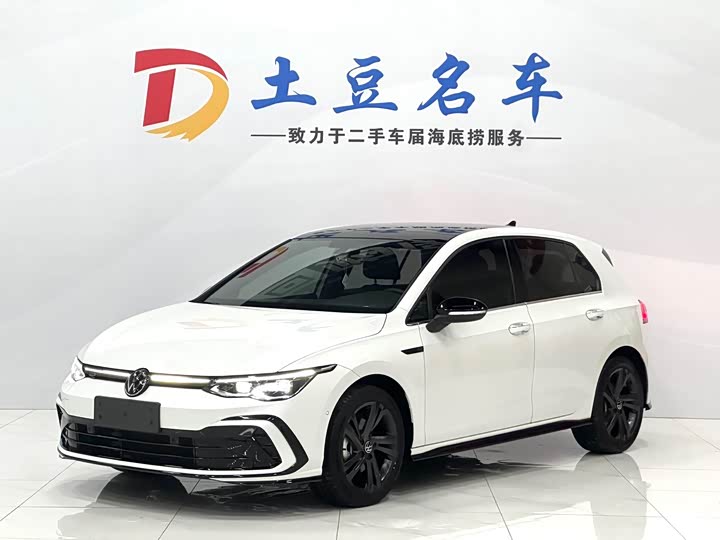 Фото 1 - Volkswagen Golf