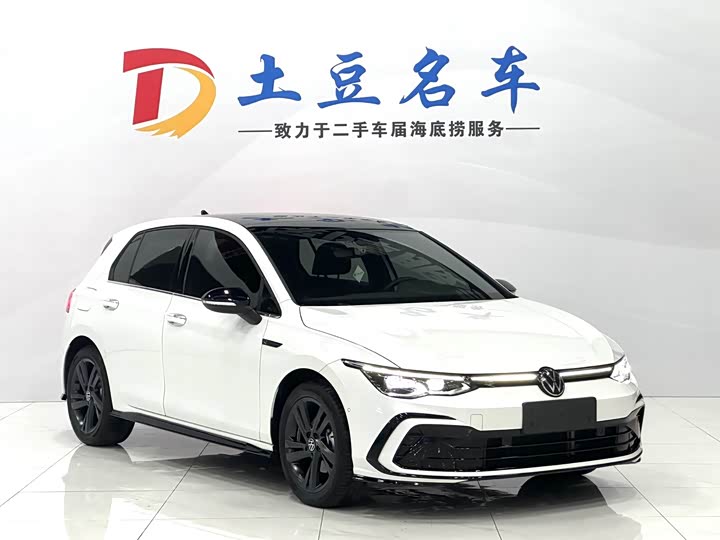 Фото 3 - Volkswagen Golf