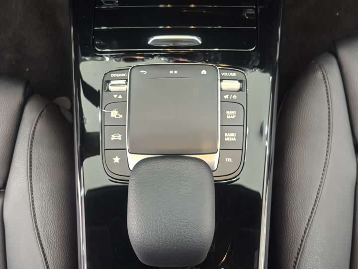 Фото 13 - Mercedes-Benz A-Class